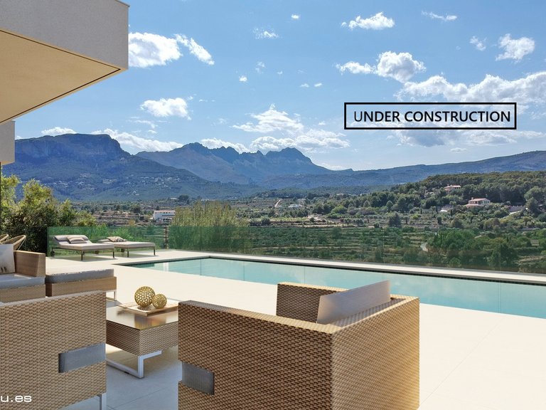 Villa for Sale in Calpe, Alicante 1