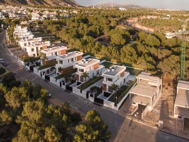 Villa for Sale in Finestrat, Alicante 7