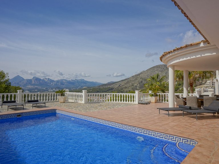 Villa for Sale in Altea, Alicante 2