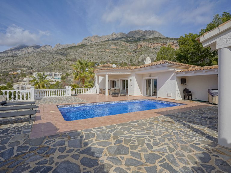Villa for Sale in Altea, Alicante 3