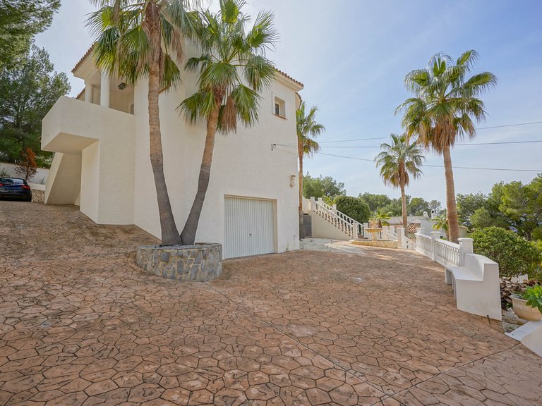 Villa for Sale in Altea, Alicante 42