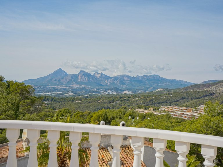 Villa for Sale in Altea, Alicante 45