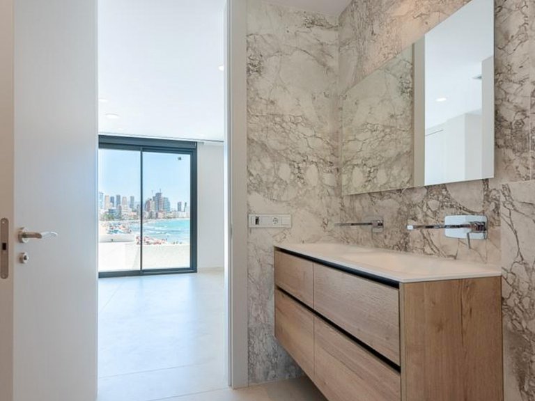 Apartment for Sale in Benidorm, Alicante 8