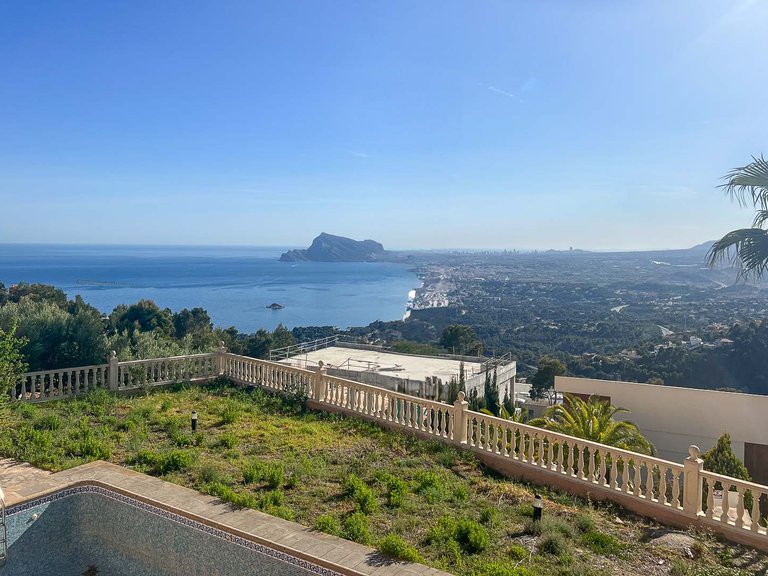 Villa for Sale in Altea, Alicante 1