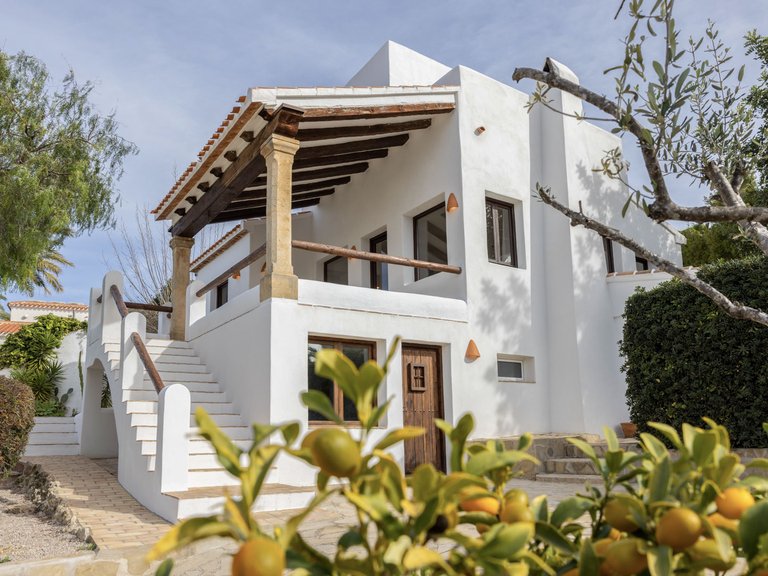 Villa for Sale in Javea, Alicante 2