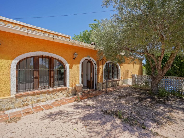 Villa for Sale in Javea, Alicante 23