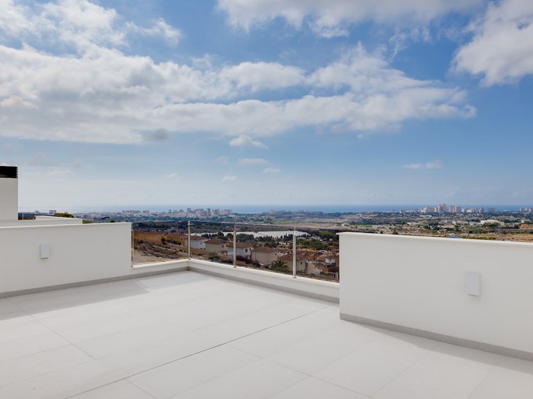 Villa for Sale in El Campello, Alicante 8