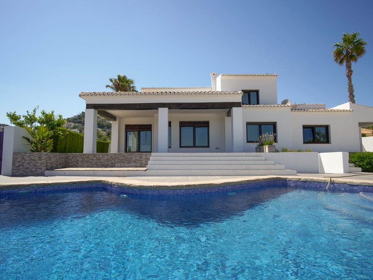 Villa for Sale in Moraira, Alicante 2