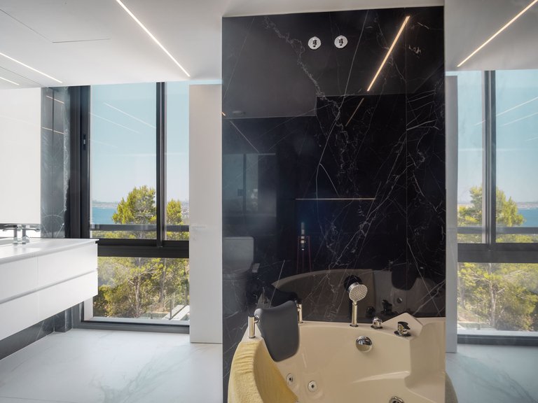 Villa for Sale in Altea, Alicante 18