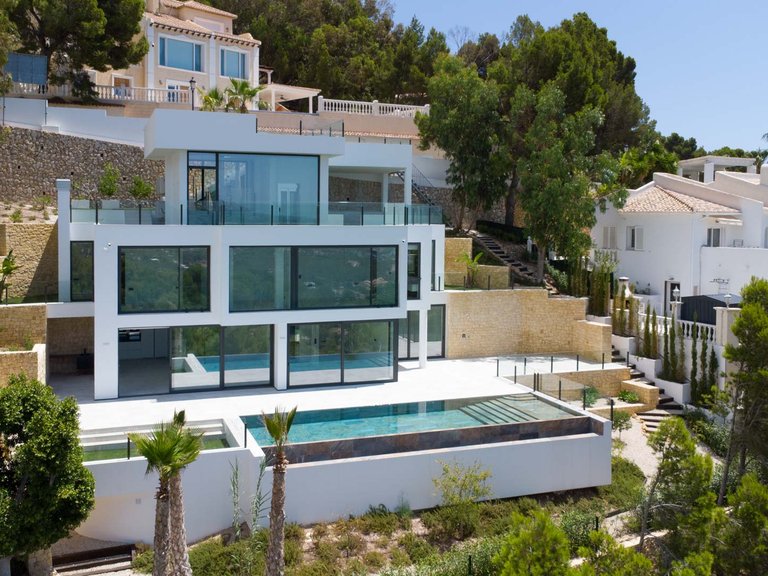 Villa for Sale in Altea, Alicante 3