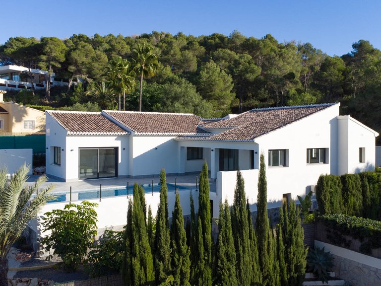 Villa for Sale in Javea, Alicante 1