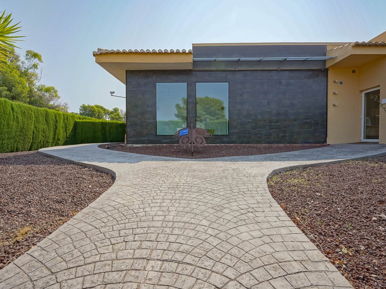 Villa for Sale in Javea, Alicante 2