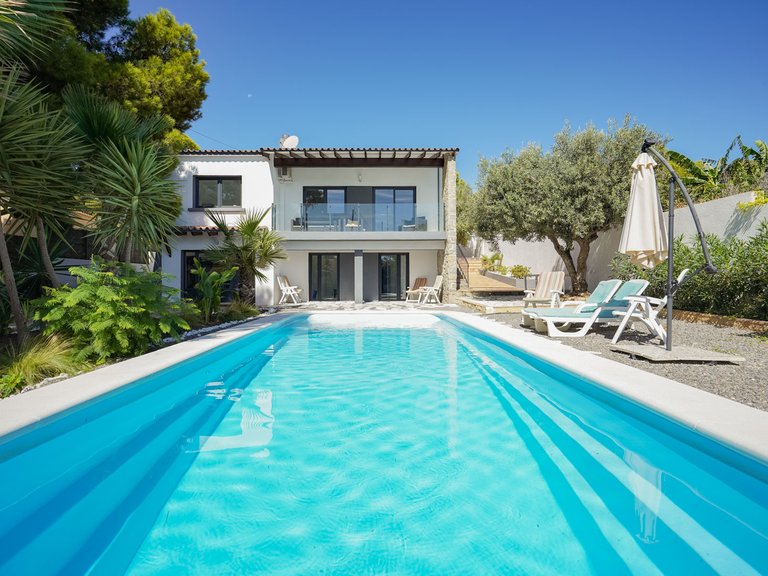 Villa for Sale in Calpe, Alicante 1