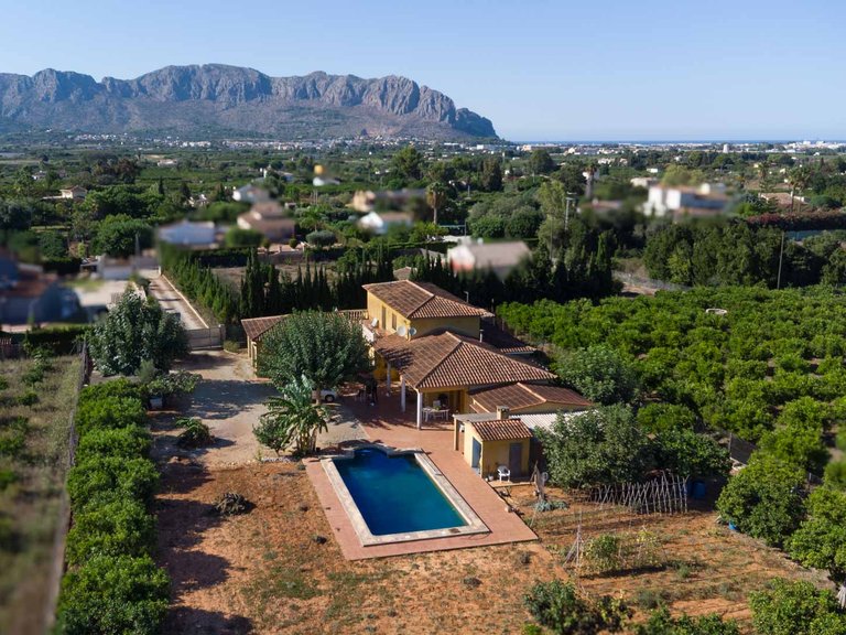Villa for Sale in Pedreguer, Alicante 27