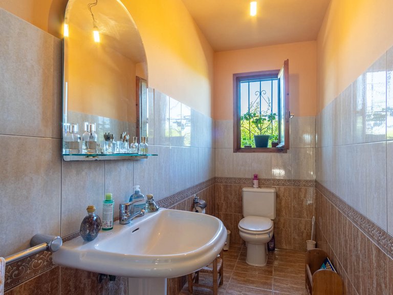 Villa for Sale in Pedreguer, Alicante 9