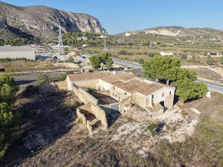Country House for Sale in Teulada, Alicante 1