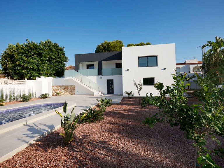 Villa for Sale in Calpe, Alicante 26