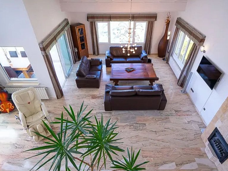 Villa for Sale in Moraira, Alicante 9