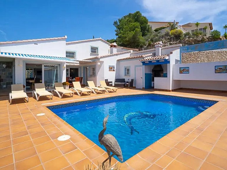 Villa for Sale in Moraira, Alicante 2