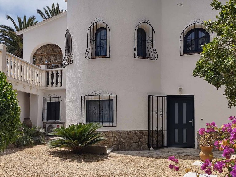 Villa for Sale in Benissa, Alicante 18