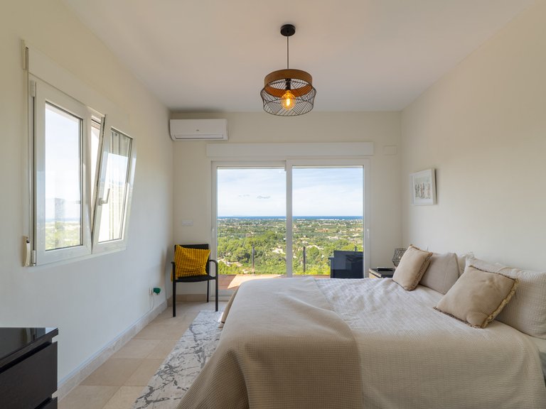 Villa for Sale in Pedreguer, Alicante 30