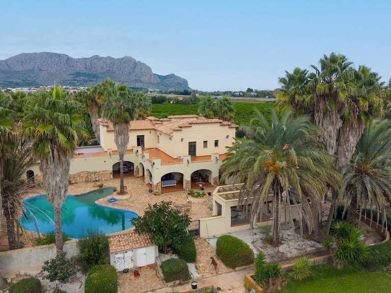Villa for Sale in Ondara, Alicante 2