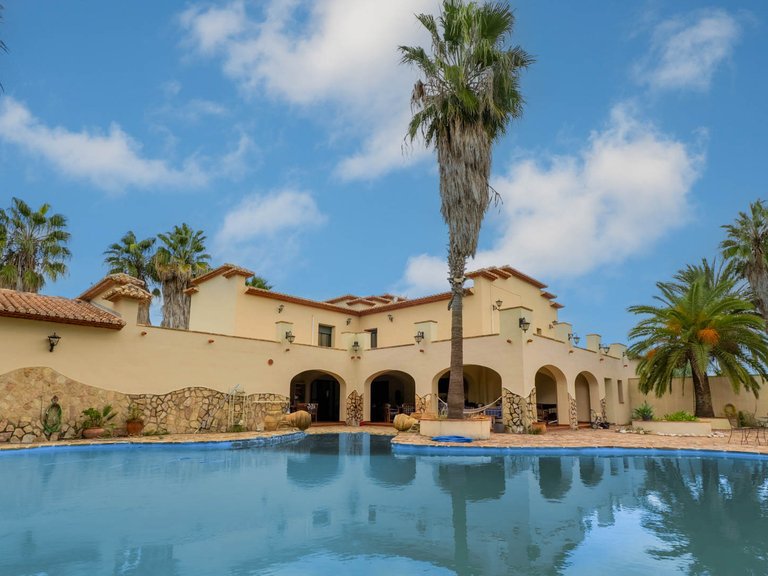 Villa for Sale in Ondara, Alicante 1