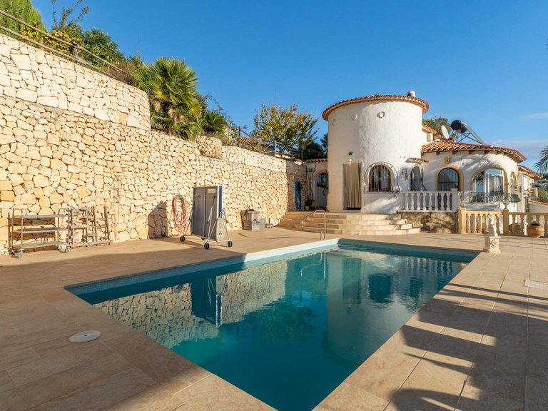 Villa for Sale in Benissa, Alicante 3