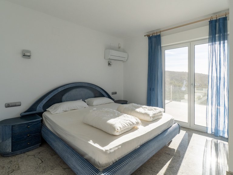 Villa for Sale in Moraira, Alicante 28