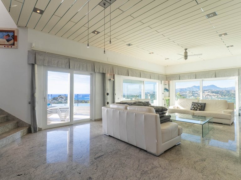 Villa for Sale in Moraira, Alicante 32