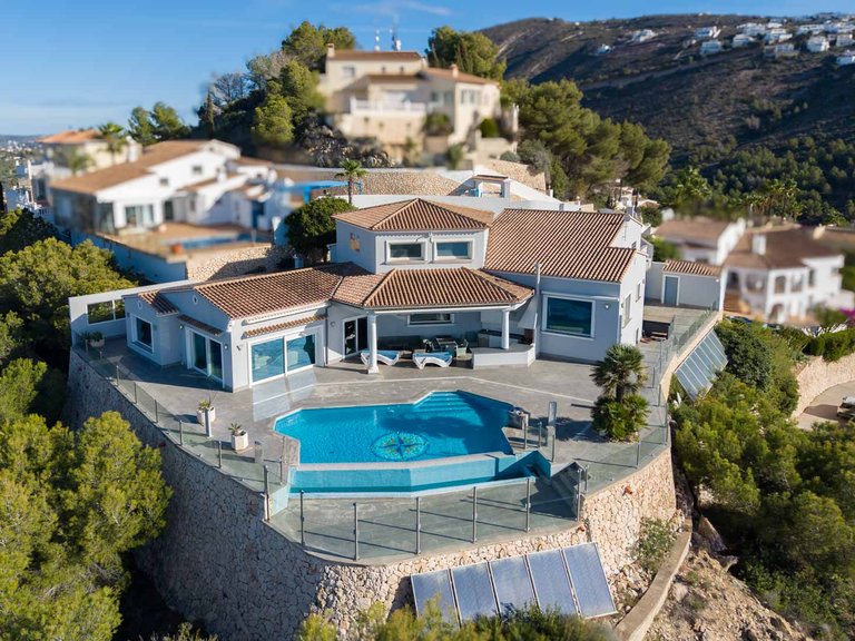 Villa for Sale in Moraira, Alicante 7