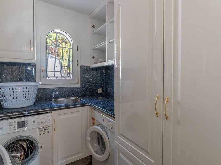 Villa for Sale in Benissa, Alicante 37