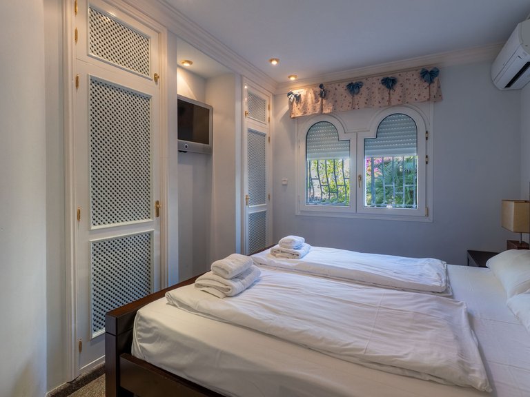 Villa for Sale in Benissa, Alicante 38