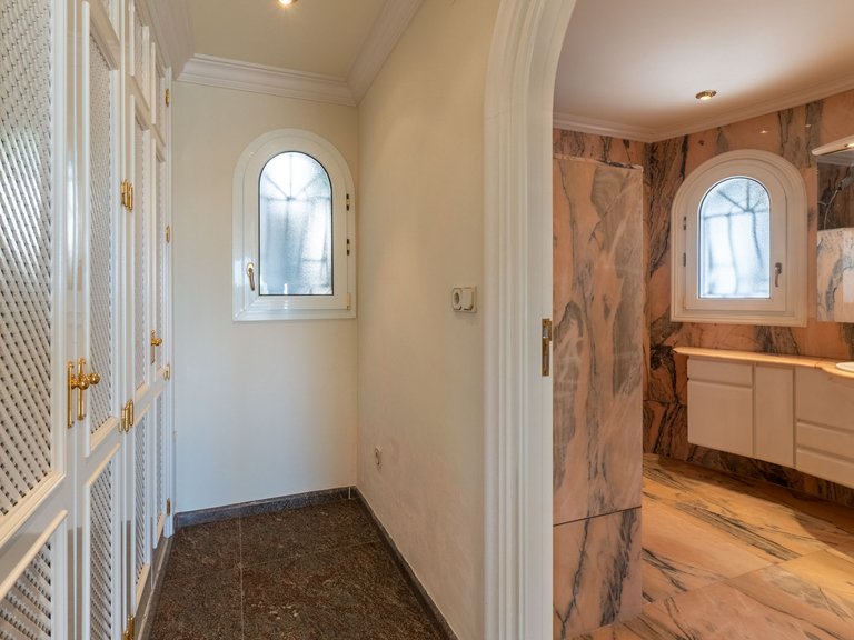 Villa for Sale in Benissa, Alicante 43