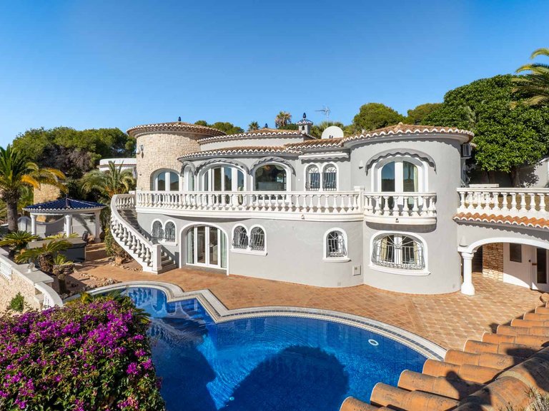 Villa for Sale in Benissa, Alicante 1