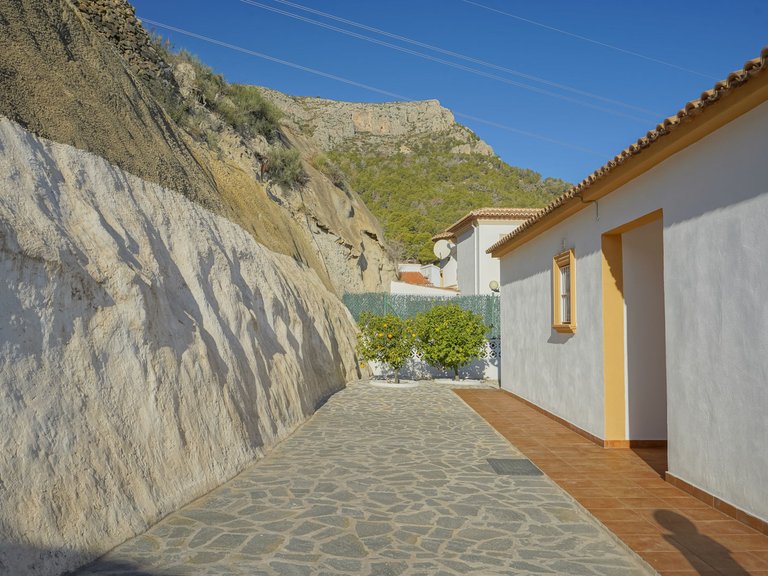 Villa for Sale in Calpe, Alicante 30