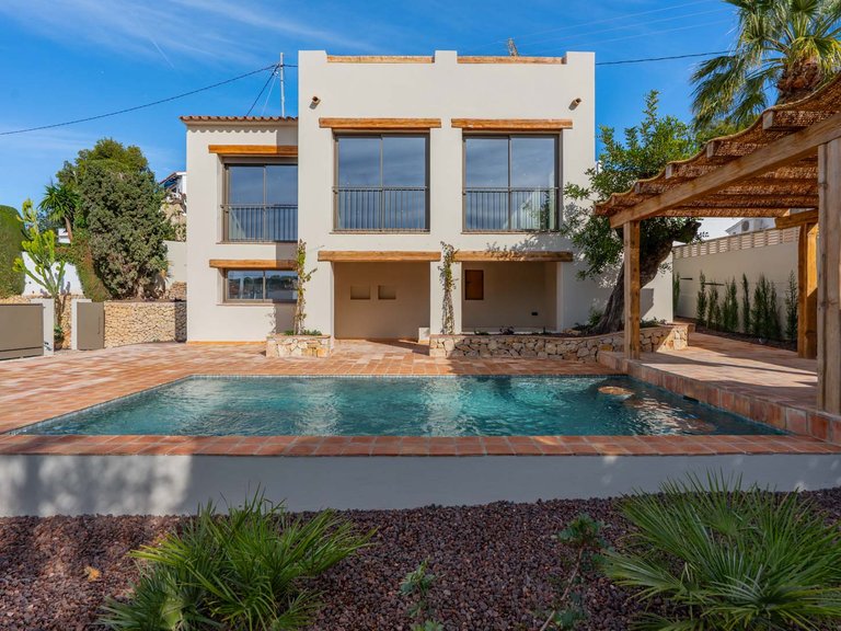 Villa for Sale in Benissa, Alicante 2