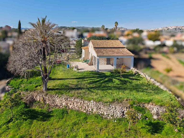 Villa for Sale in Gata De Gorgos, Alicante 1