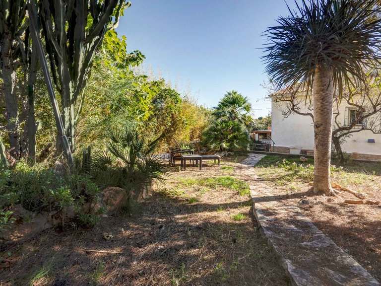 Villa for Sale in Calpe, Alicante 32