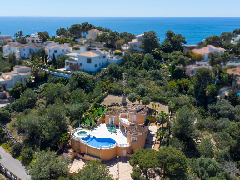 Villa for Sale in Javea, Alicante 4