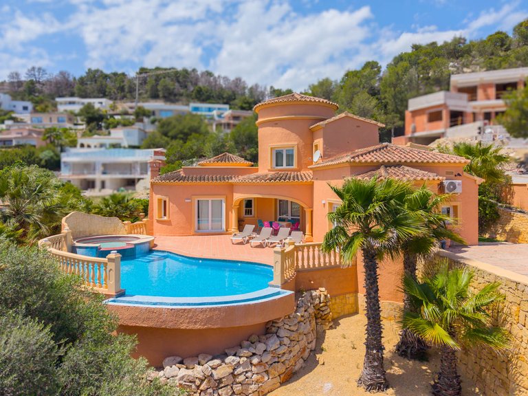 Villa for Sale in Javea, Alicante 3