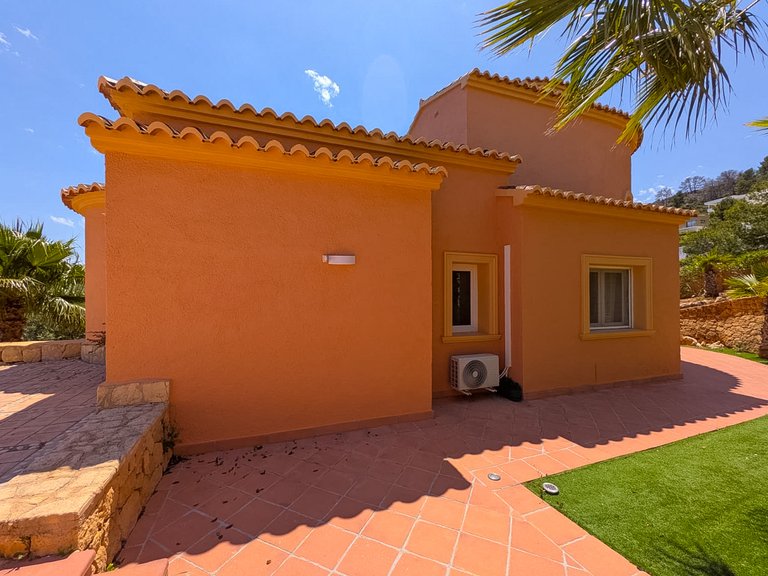 Villa for Sale in Javea, Alicante 40