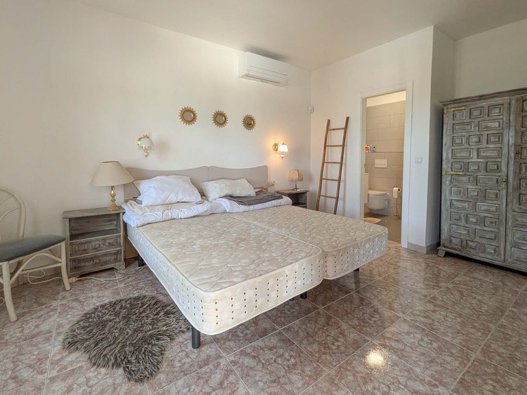 Villa for Sale in Denia, Alicante 36
