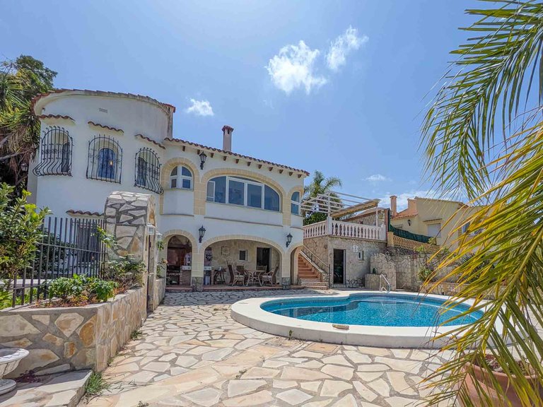 Villa for Sale in Denia, Alicante 1