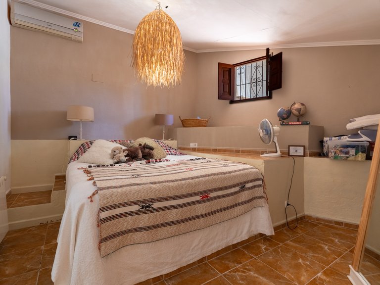Villa for Sale in Castell De Castells, Alicante 14