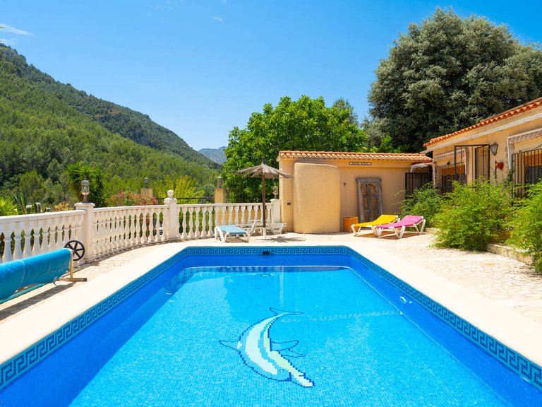 Villa for Sale in Castell De Castells, Alicante 4