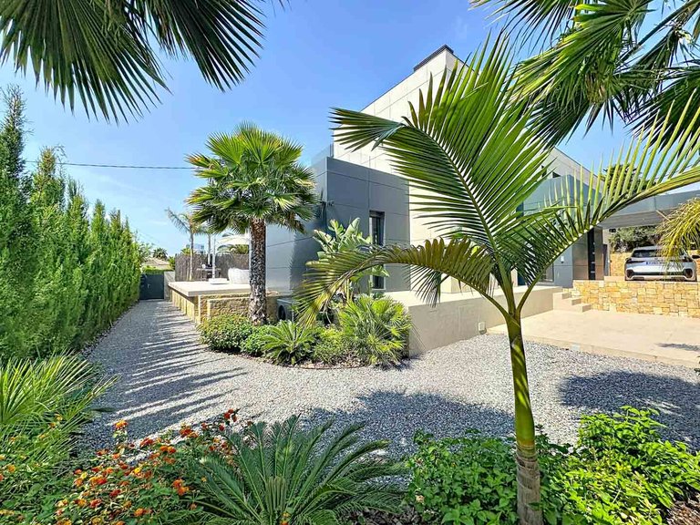Villa for Sale in Calpe, Alicante 49