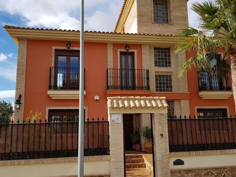 Villa for Sale in Torrevieja, Alicante 1
