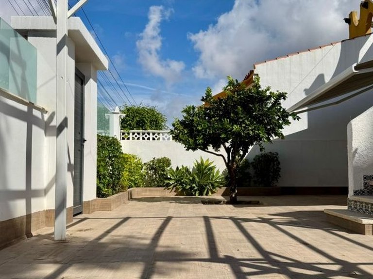 Villa for Sale in Costa Blanca Torrevieja, Alicante 7