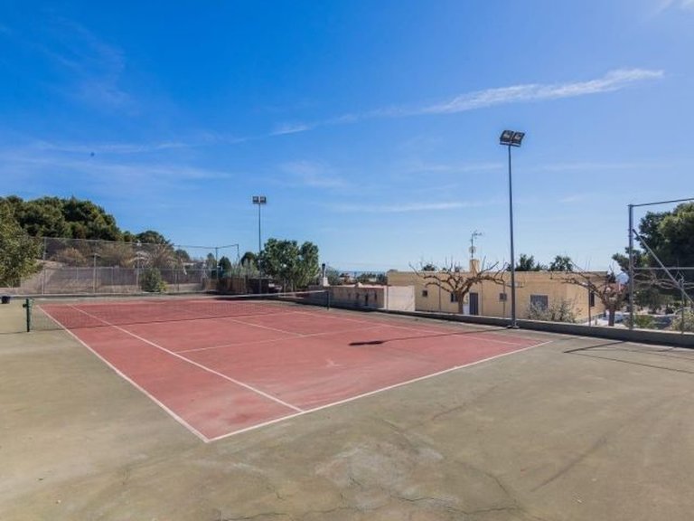 Villa for Sale in Costa Blanca Elche, Alicante 8